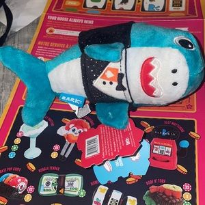 Bark box card shark
